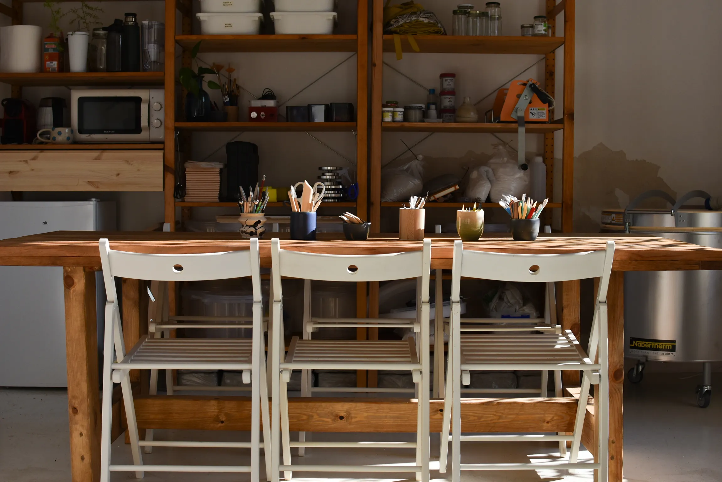 Mesa de trabajo del estudio La Mesa en La Barceloneta